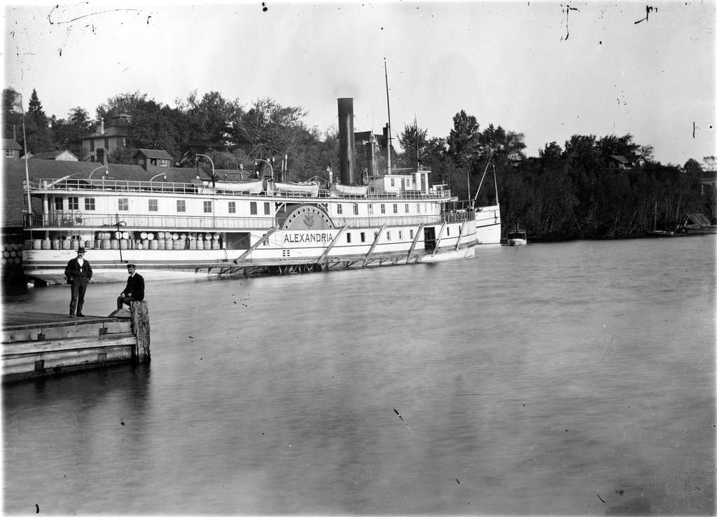 1915年製 STEAMBOAT WAVE BACK History of the S.S. Rossland — Rossland Museum & Discovery
